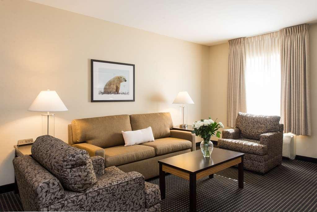 The Hotel 3*